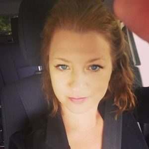 Meet your Posher, Vivi